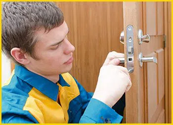 Maple Shade Locksmith Service Maple Shade, NJ 856-454-9528 - 16-emergency-unlock